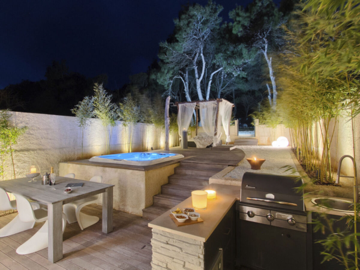 Maison Premantura avec terrasse, bar et jacuzzi - Photo 2