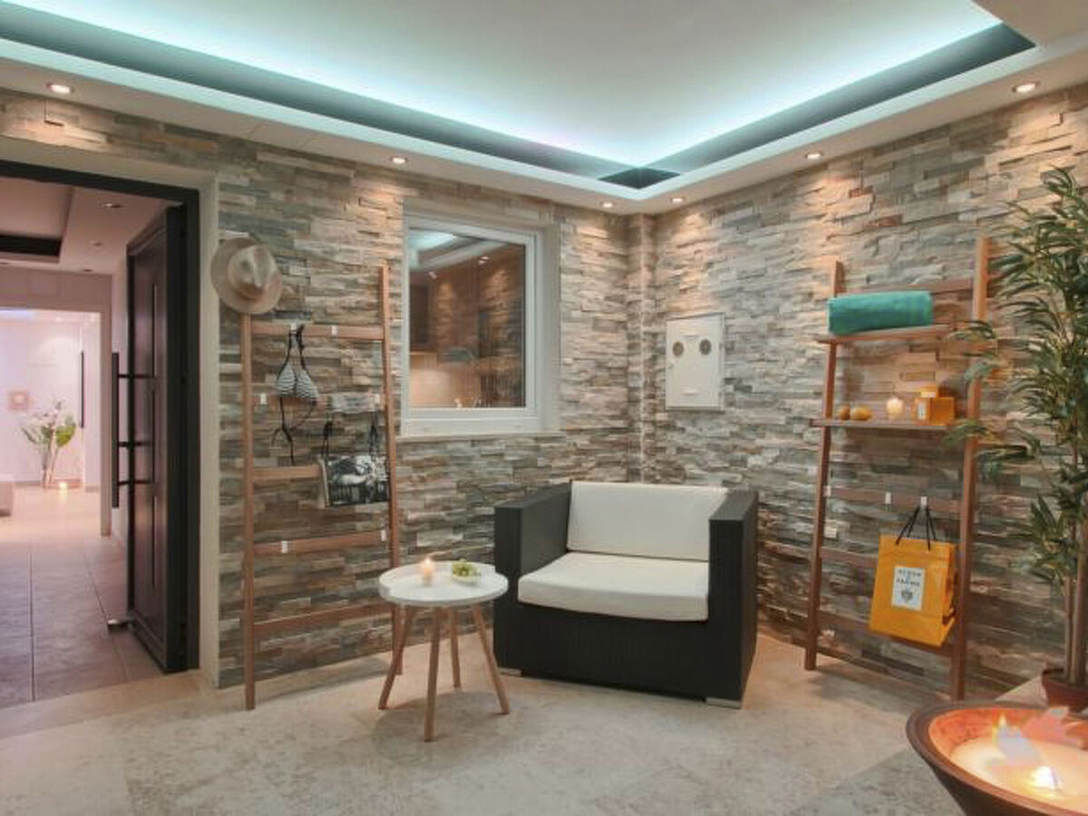 Maison Premantura avec terrasse, bar et jacuzzi - Photo 3