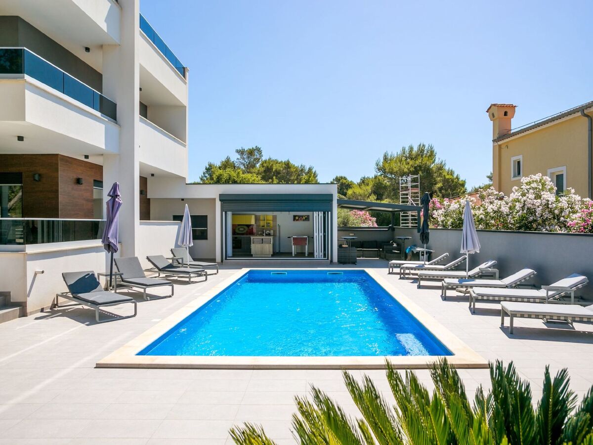 Villa Histra - Maison 5 chambres avec piscine chauffée - Photo 3