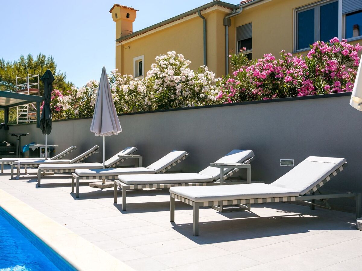 Villa Histra - Maison 5 chambres avec piscine chauffée - Photo 8