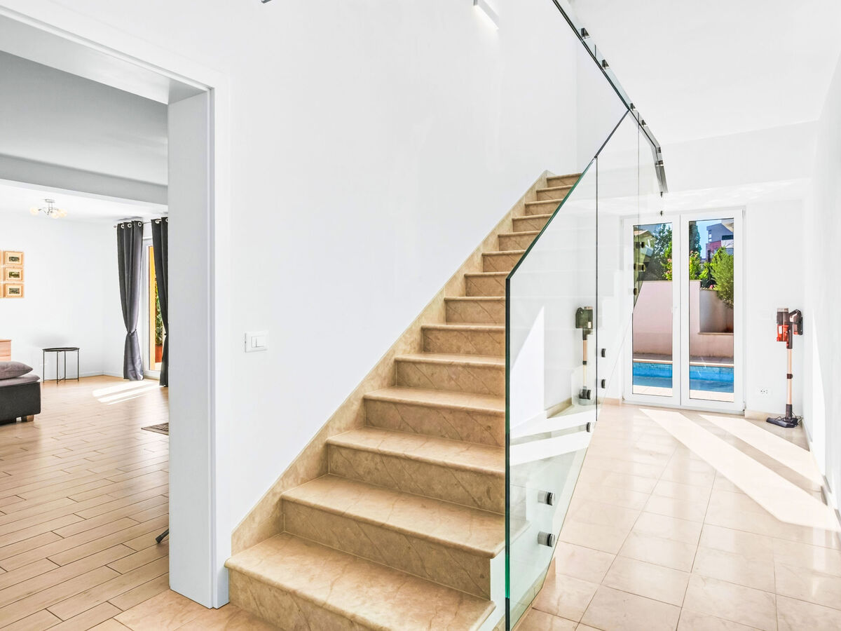 Villa Suzy à Medulin : 6 chambres, piscine privée 38m² - Photo 23