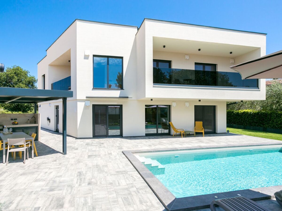 Villa Mila à Medulin : maison neuve avec piscine chauffée - Photo 2