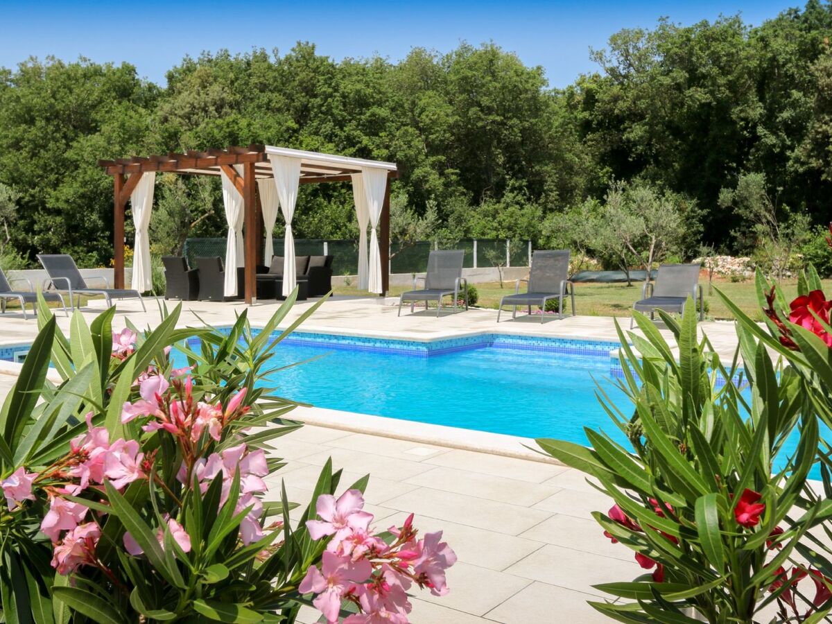 Villa Tara à Medulin : maison 6 pers. piscine privée - Photo 4
