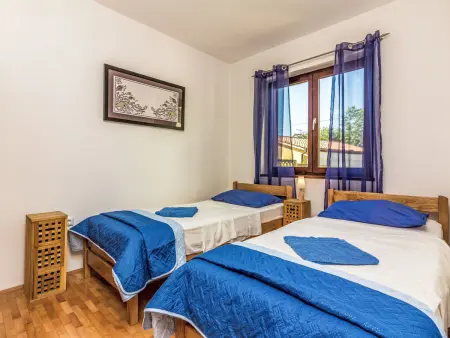 Villa Dante Medulin : piscine 8x4m, 5 chambres, 11 pers. : photo 8