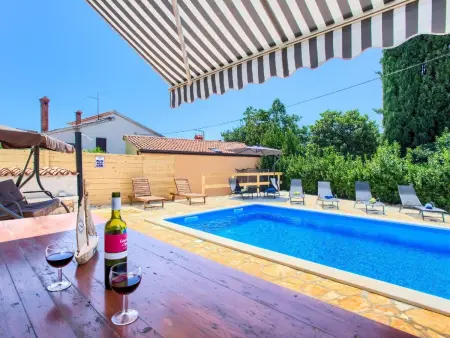 Villa Dante Medulin : piscine 8x4m, 5 chambres, 11 pers. : photo 21