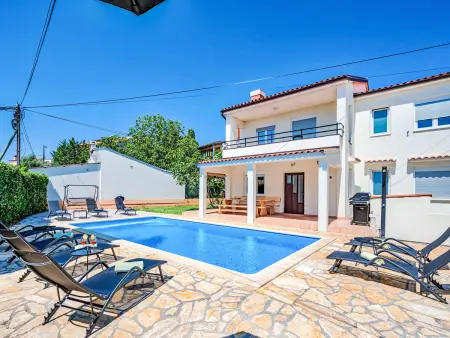 Villa Dante Medulin : piscine 8x4m, 5 chambres, 11 pers. : photo 22