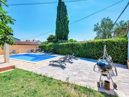 Villa Dante Medulin : piscine 8x4m, 5 chambres, 11 pers. : photo 29