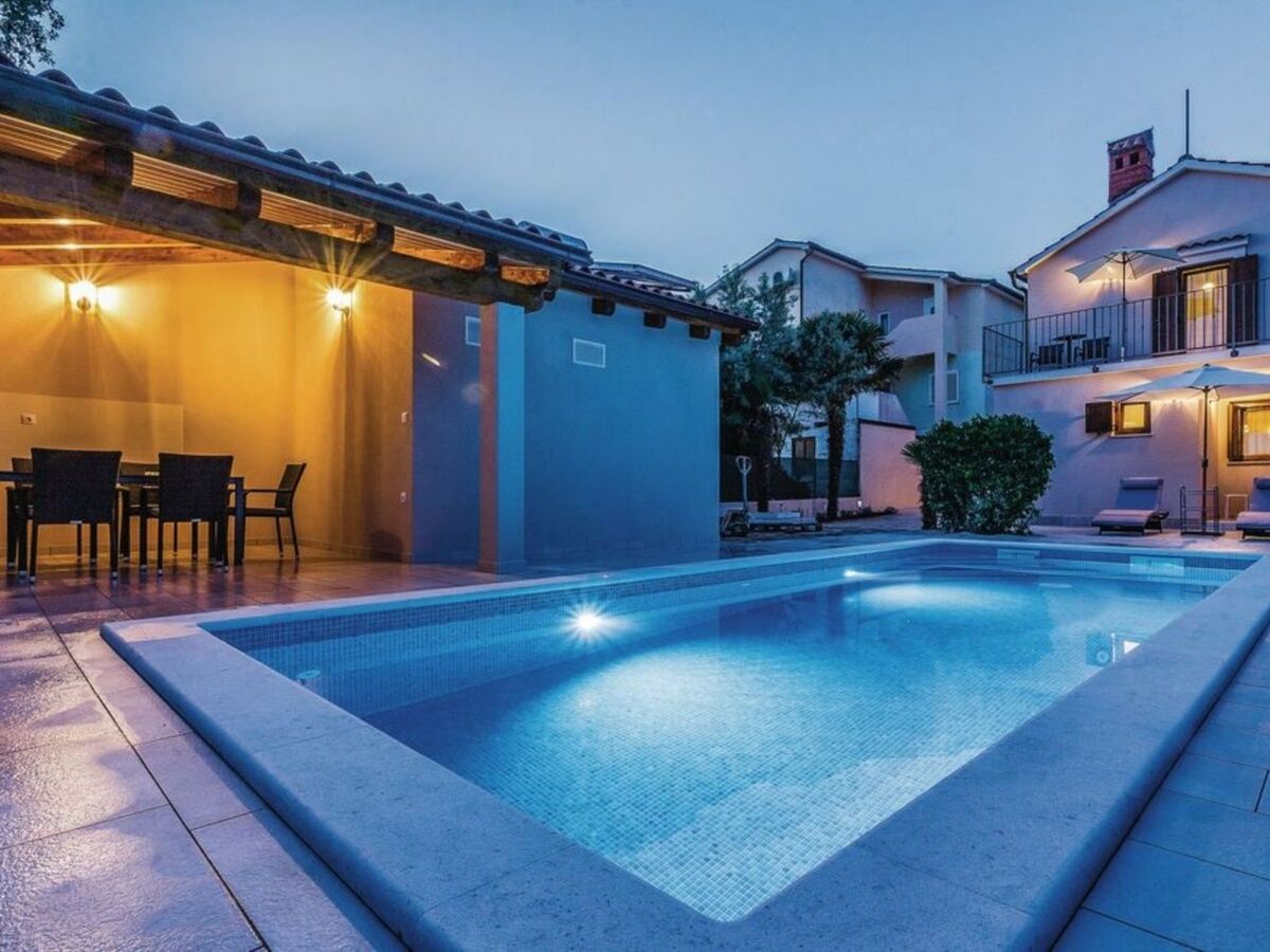 Maison Medulin : piscine privée, jardin clôturé, 2 chambres - Photo 13