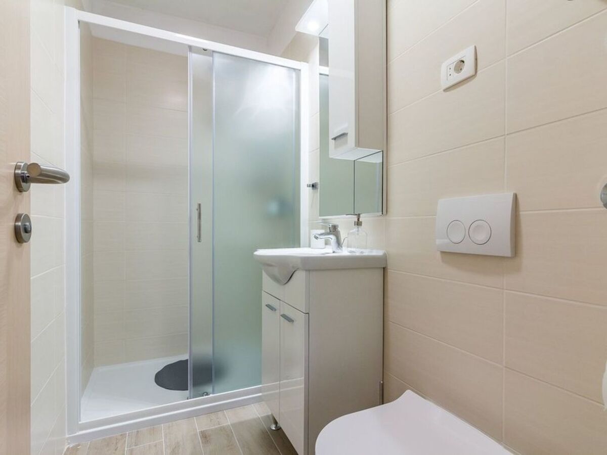 Maison Medulin : piscine privée, jardin clôturé, 2 chambres - Photo 30