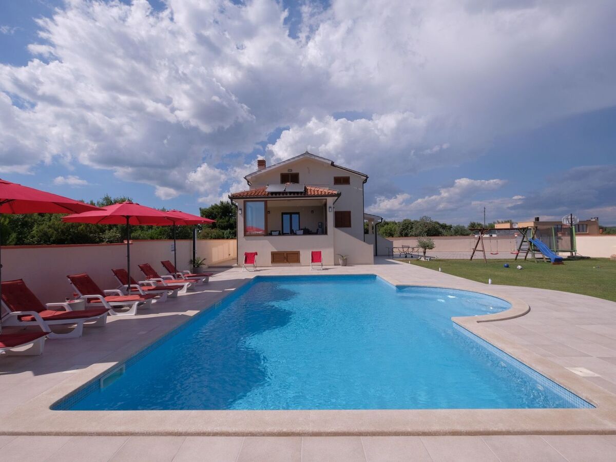 Maison avec piscine privée illuminée à Medulin - Photo 7