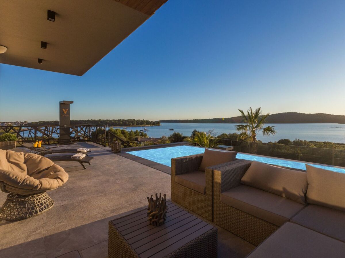 Villa Vie : maison 10 pers, piscine chauffée à Medulin - Photo 1