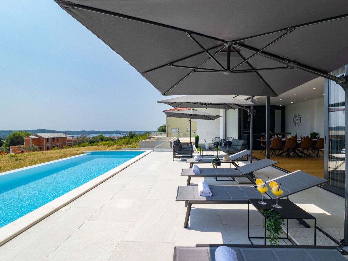 Villa avec spa et piscine chauffée à Medulin - Photo 3