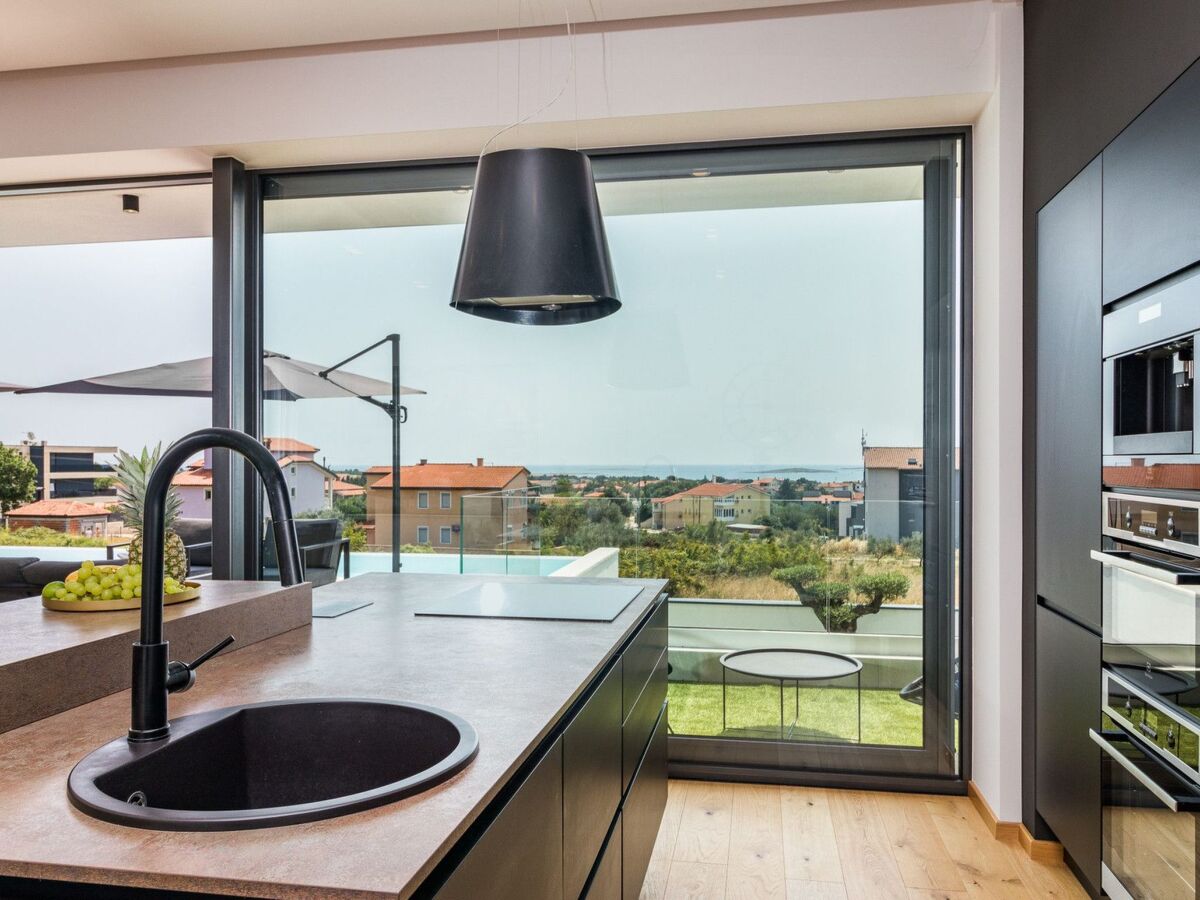 Villa avec spa et piscine chauffée à Medulin - Photo 12
