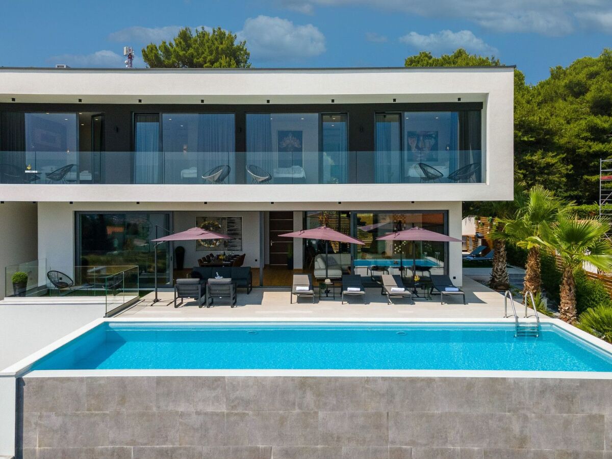 Villa avec spa et piscine chauffée à Medulin - Photo 44
