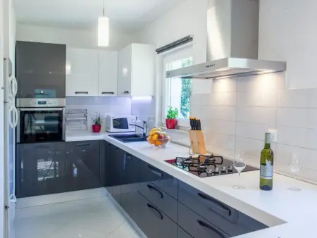 Maison Vinijan avec grand whirlpool illuminé à Medulin : photo 6