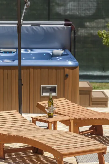 Maison Vinijan avec grand whirlpool illuminé à Medulin : photo 33