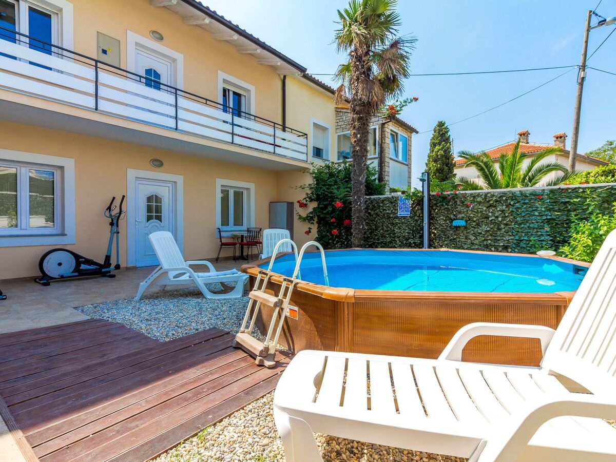 Villa Agneza à Medulin : piscine, jardin et centre-ville - Photo 2