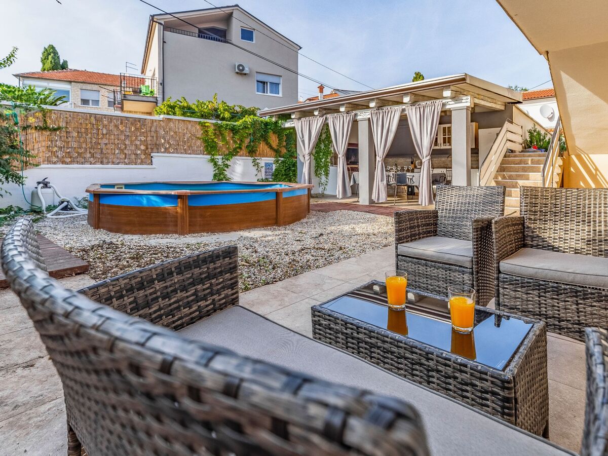 Villa Agneza à Medulin : piscine, jardin et centre-ville - Photo 5