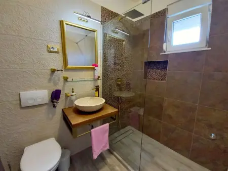 Maison 10 personnes avec jardin clos 1500 m² à Medulin : photo 20
