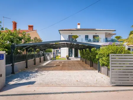 Villa Elodie, maison 6 chambres avec piscine à Medulin : photo 6