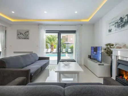 Villa Elodie, maison 6 chambres avec piscine à Medulin : photo 15