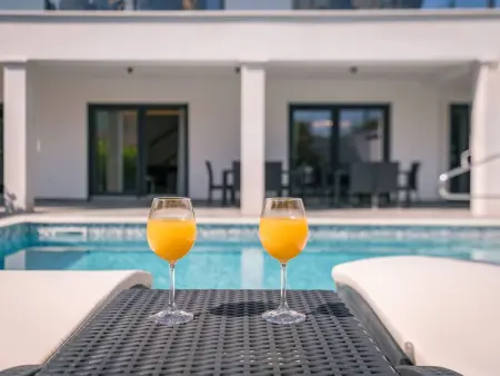 Villa Elodie, maison 6 chambres avec piscine à Medulin : photo 60