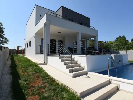 Villa Luxury Villa Tara, piscine chauffée à Medulin : photo 7