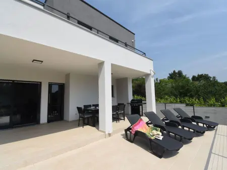 Villa Luxury Villa Tara, piscine chauffée à Medulin : photo 18