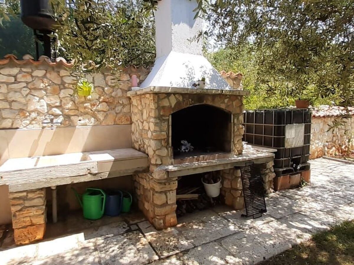 Maison 2 chambres avec jardin et terrasse ensoleillée à Medulin - Photo 10