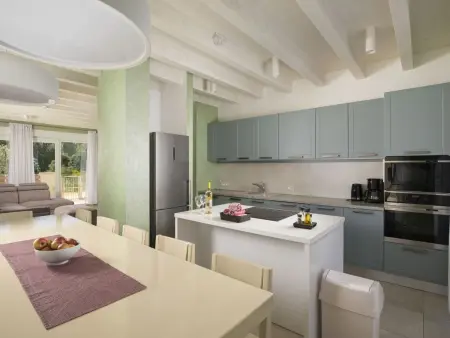 Villa Olivia – Maison 5 chambres, piscine et spa à Ližnjan : photo 15