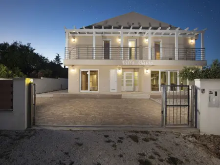 Villa Olivia – Maison 5 chambres, piscine et spa à Ližnjan : photo 44