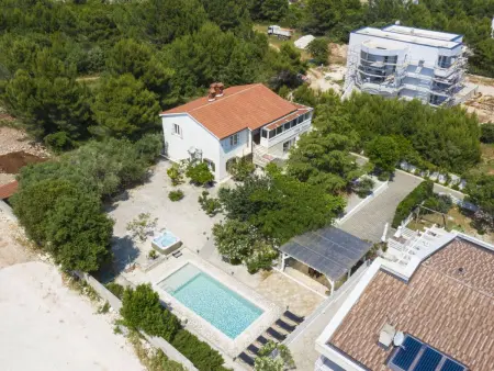 Villa Donna, maison 5 chambres avec piscine privée : photo 47
