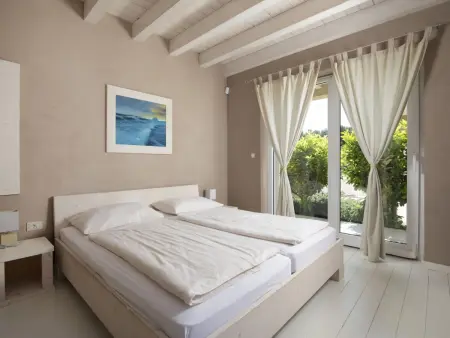 Villa Bella, maison 5 chambres avec piscine 47m² à Ližnjan : photo 8