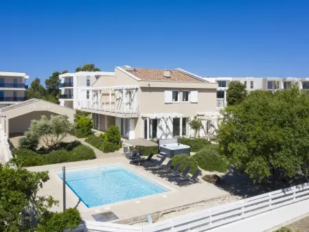 Villa Bella, maison 5 chambres avec piscine 47m² à Ližnjan : photo 13