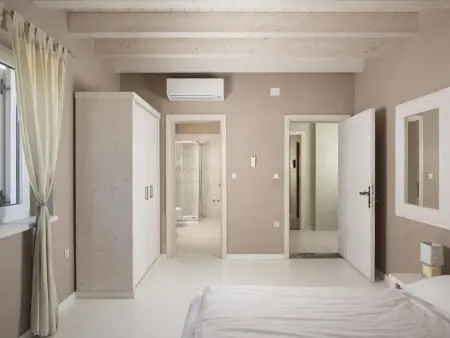 Villa Bella, maison 5 chambres avec piscine 47m² à Ližnjan : photo 24