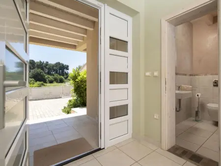 Villa Bella, maison 5 chambres avec piscine 47m² à Ližnjan : photo 28