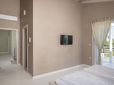 Villa Bella, maison 5 chambres avec piscine 47m² à Ližnjan : photo 32