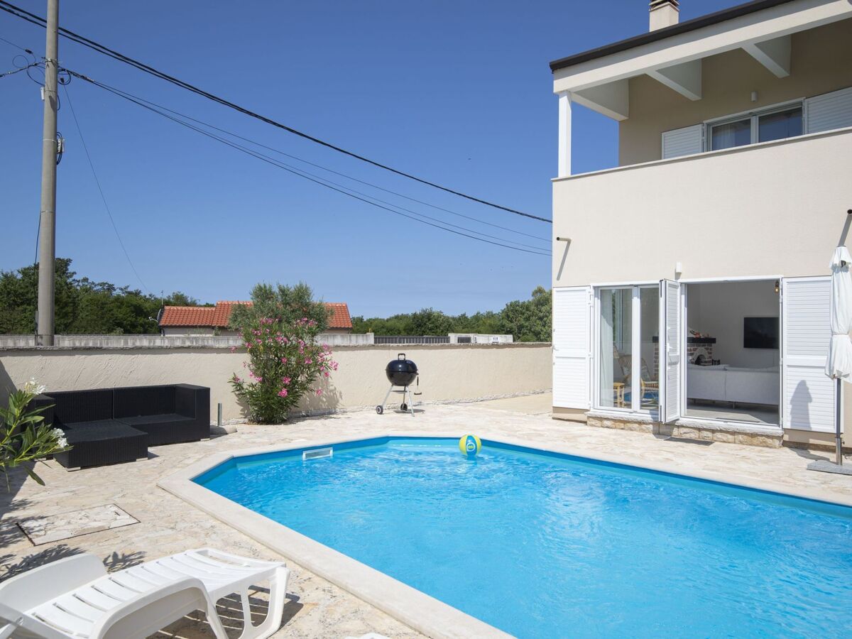 Villa Joel – Maison 4 chambres avec piscine privée - Photo 7