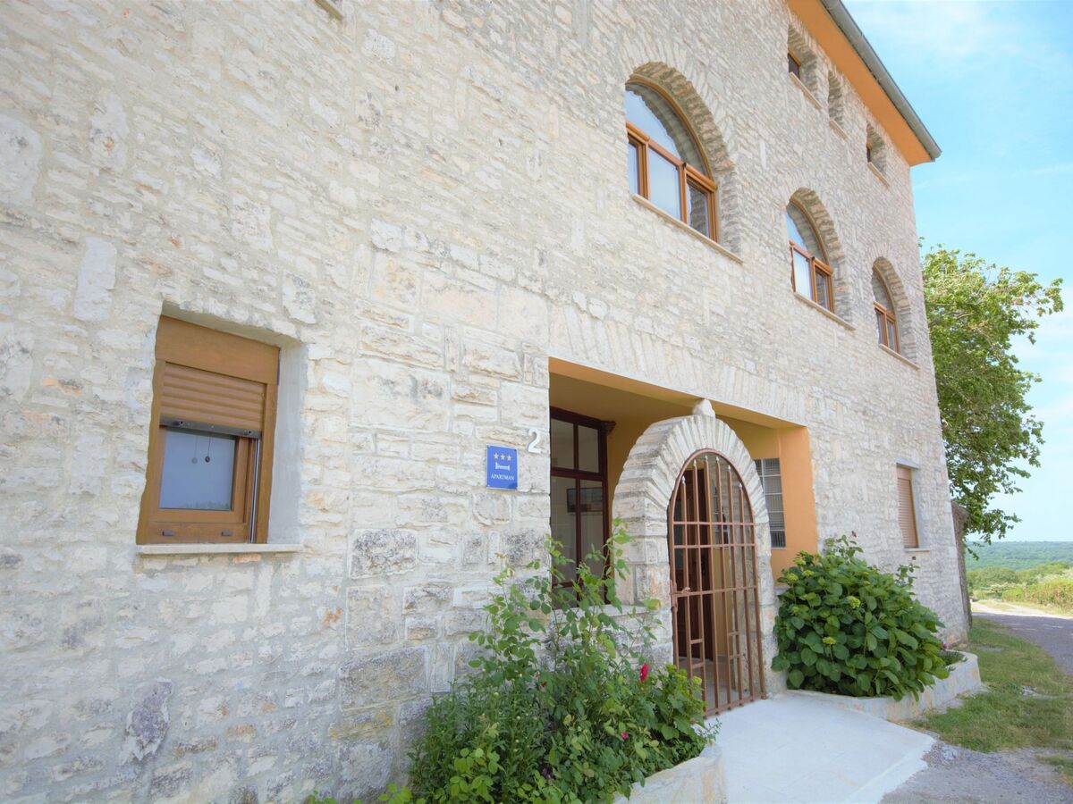 XXL-Ferienhaus  Cokuni  mit privatem Pool, Maison 17 personnes à Divsici - Photo 7