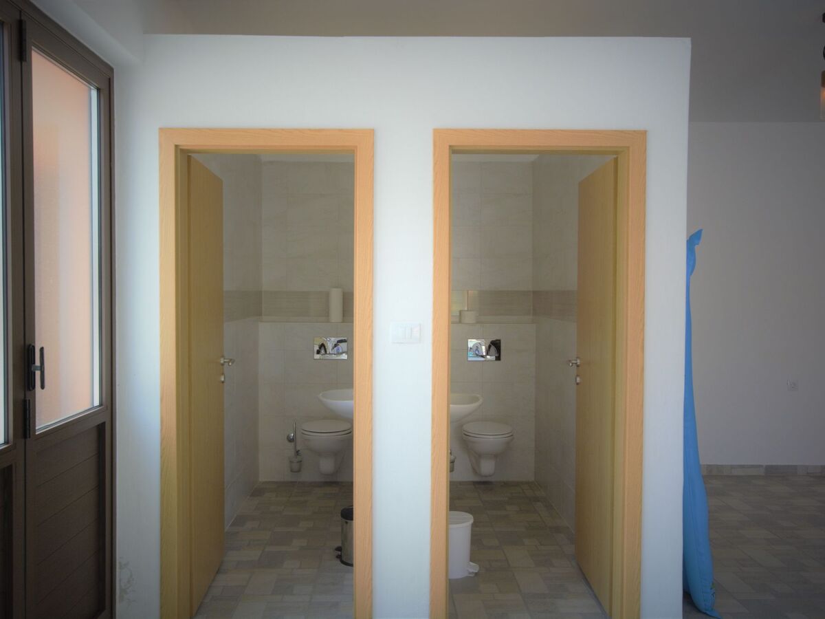 XXL-Ferienhaus  Cokuni  mit privatem Pool, Maison 17 personnes à Divsici - Photo 43