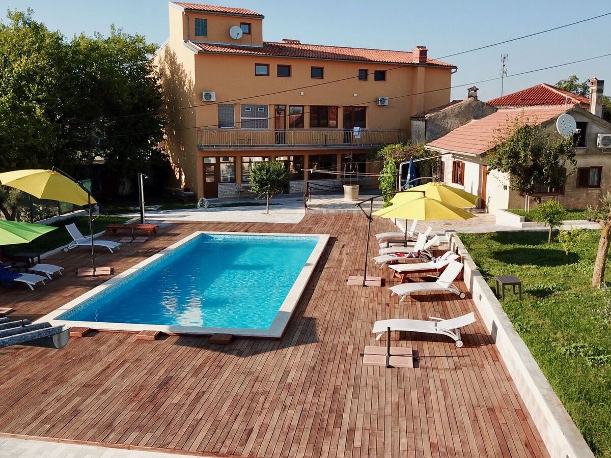XXL-Ferienhaus  Cokuni  mit privatem Pool, Maison 17 personnes à Divsici - Photo 51