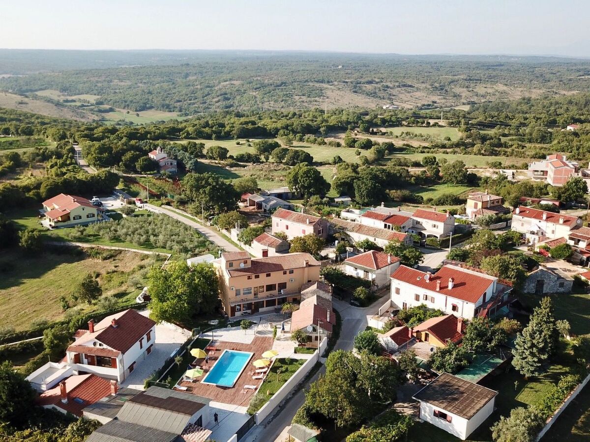XXL-Ferienhaus  Cokuni  mit privatem Pool, Maison 17 personnes à Divsici - Photo 52