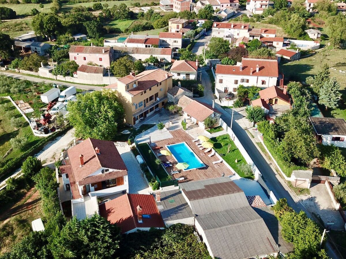 XXL-Ferienhaus  Cokuni  mit privatem Pool, Maison 17 personnes à Divsici - Photo 53