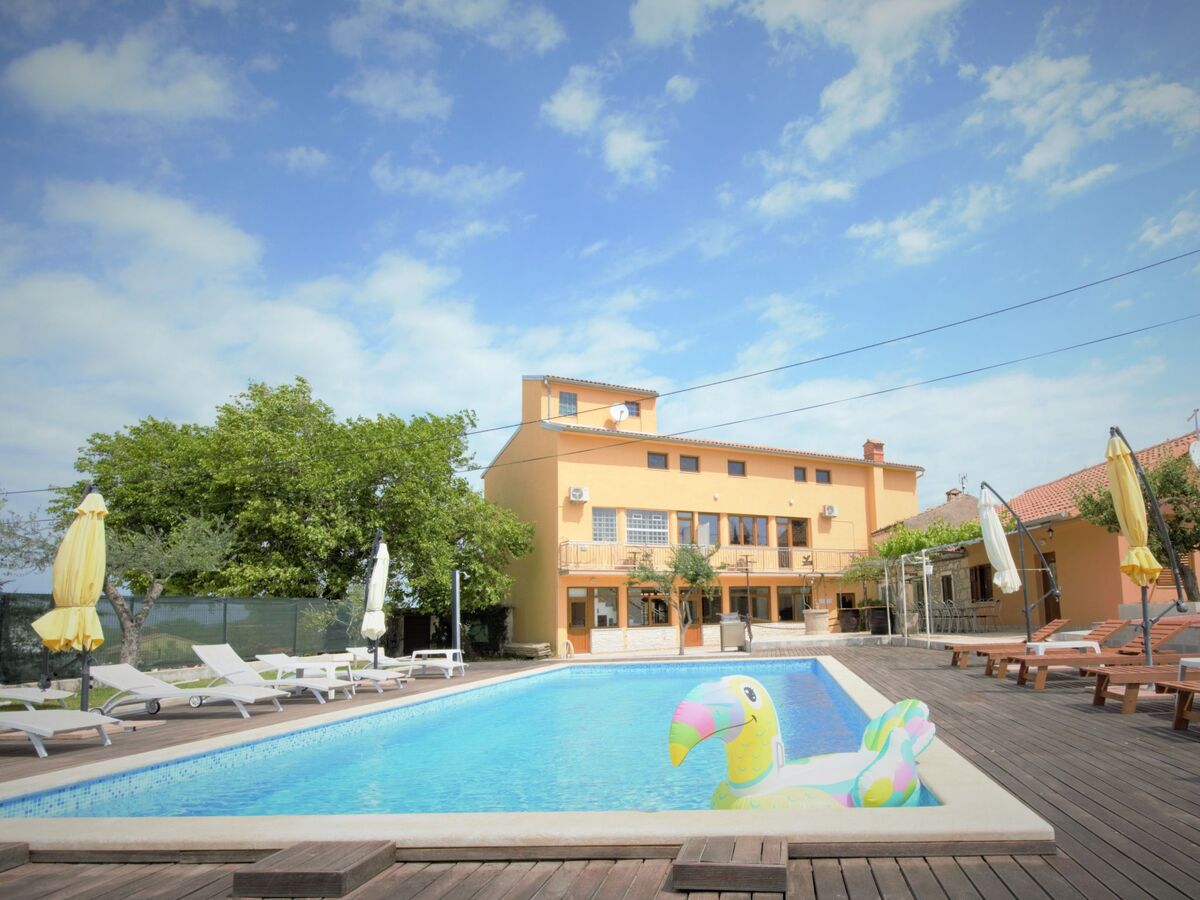 XXL-Ferienhaus  Cokuni  mit privatem Pool, Maison 17 personnes à Divsici - Photo 56