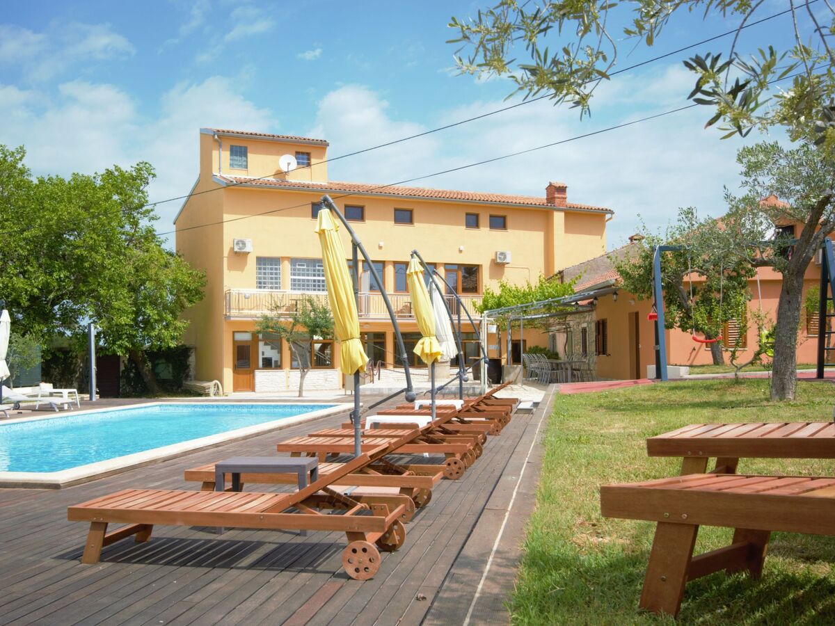 XXL-Ferienhaus  Cokuni  mit privatem Pool, Maison 17 personnes à Divsici - Photo 57