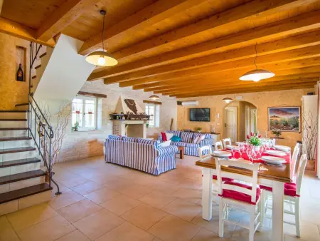 Villa Eni - Maison 4 chambres avec piscine chauffée : photo 5
