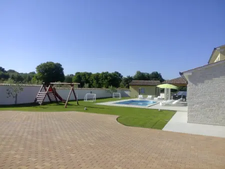 Villa Eni - Maison 4 chambres avec piscine chauffée : photo 9