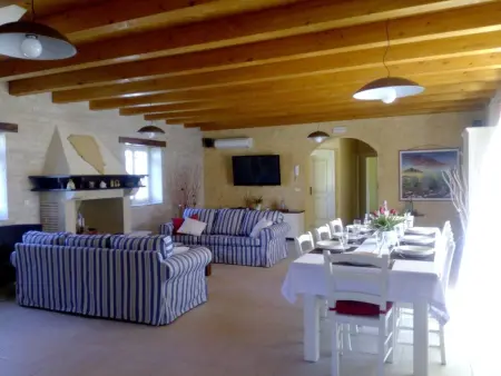 Villa Eni - Maison 4 chambres avec piscine chauffée : photo 16