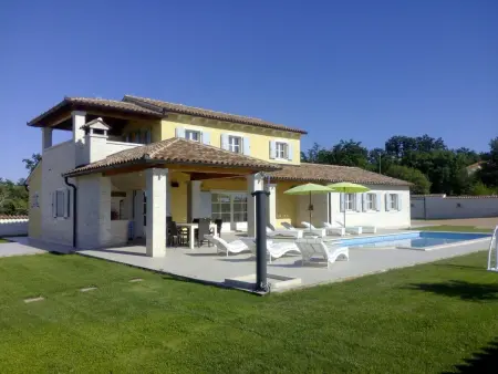 Villa Eni - Maison 4 chambres avec piscine chauffée : photo 38