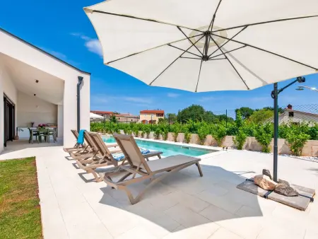 Echo Villa en Istrie : maison 8 pers, piscine privée jacuzzi : photo 4
